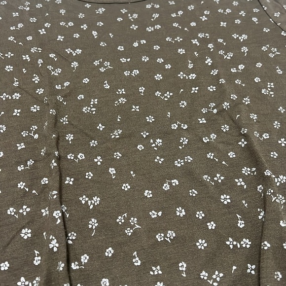Small Only floral TieFront t-shirt - Picture 3 of 6